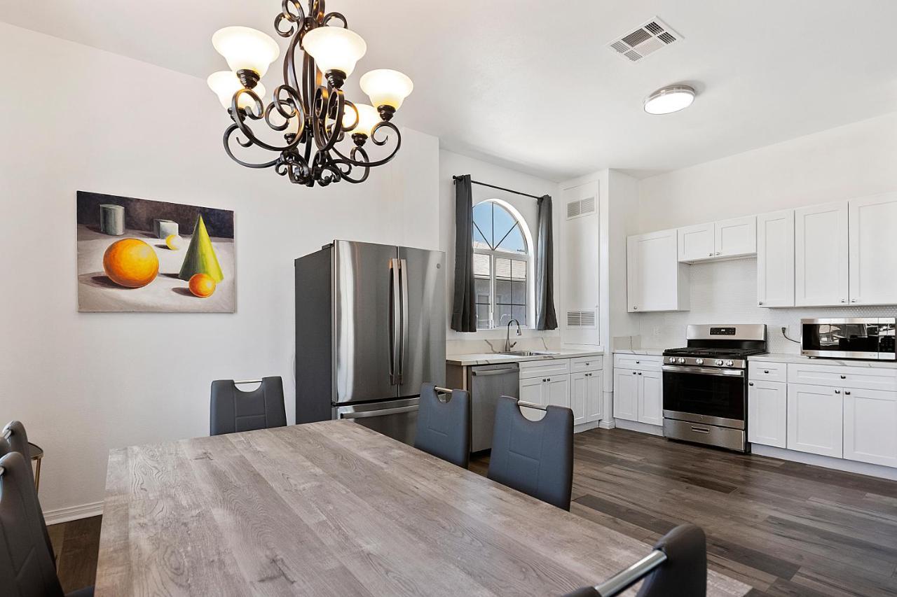 Spacious Private Gated Modern Loft Close To Universal Studio And Hollywood 로스앤젤레스 외부 사진